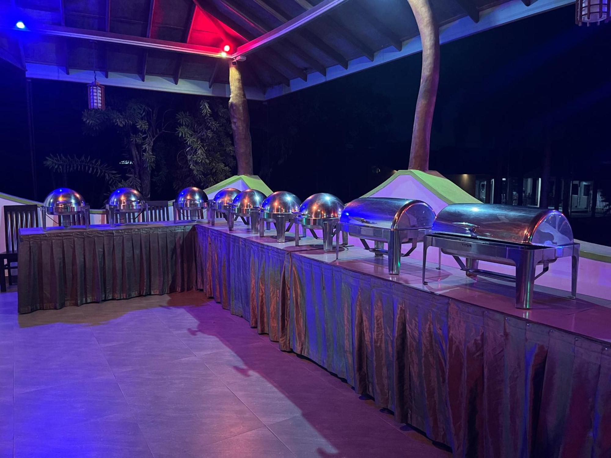 Royal Green Garden - Puttalam Buitenkant foto